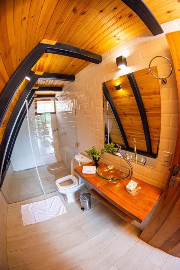 Pousada Cachoeira Paraiso Піренополіс Екстер'єр фото